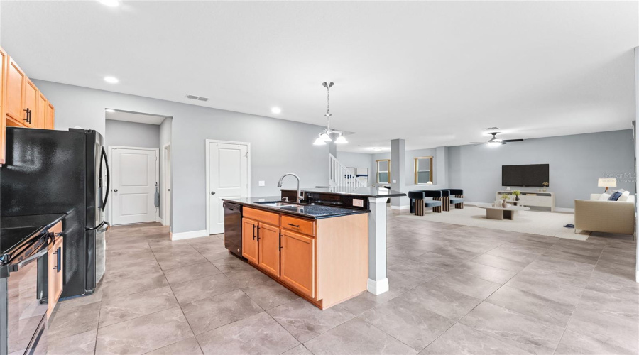 Orlando, Florida 32824, 4 Bedroom Bedrooms, ,3 Bathroombathrooms,Residential,For Sale,Ward,0,Mfro6387846