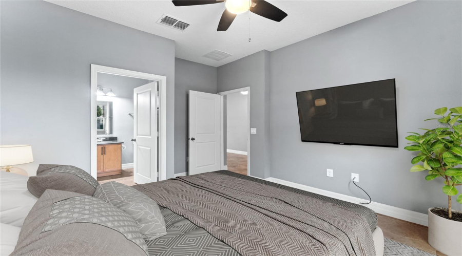 Orlando, Florida 32824, 4 Bedroom Bedrooms, ,3 Bathroombathrooms,Residential,For Sale,Ward,0,Mfro6387846
