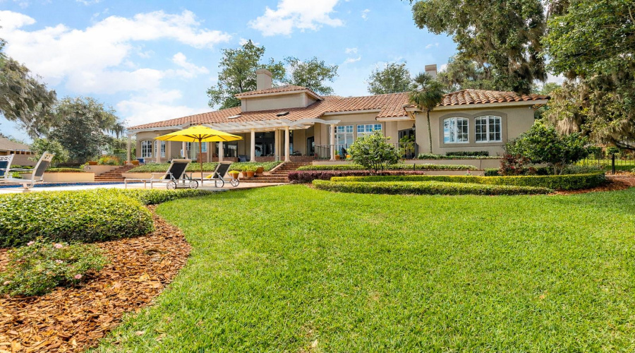 Experience Your Lakeside Legacy With 4-5 Bedrooms, 5.5 Baths Pool Home, Three-Car Garage, Porte-Cochere, Pool And Spa, Boathouse And Dock, Plus Bonus Flex Space In The Basement—Ideal For A Workout Room Or Wine Tasting Cellar.