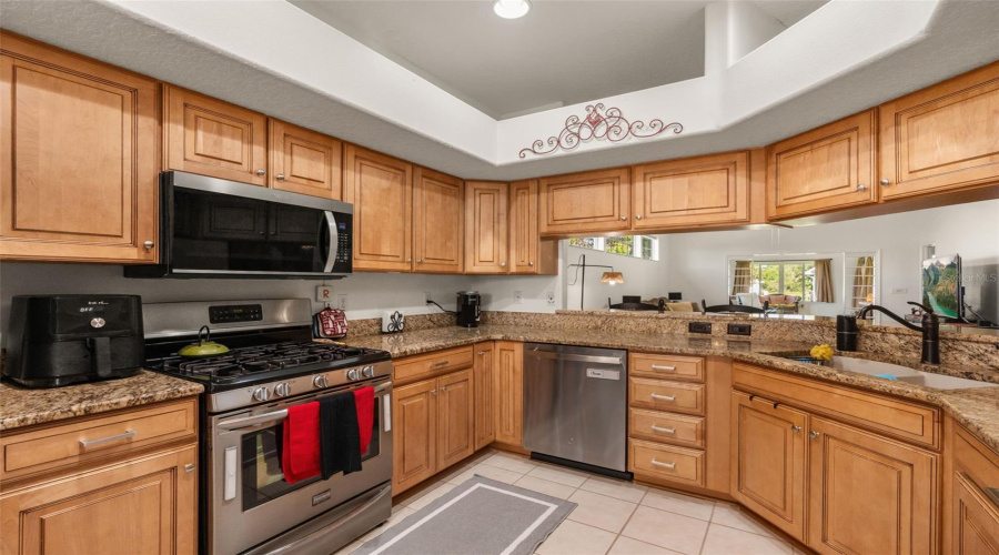 Leesburg, Florida 34748, 3 Bedroom Bedrooms, ,2 Bathroombathrooms,Residential,For Sale,St Andrews,0,Mfro6323322
