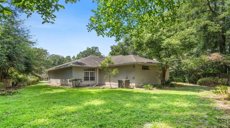 Gainesville, Florida 32607, 4 Bedroom Bedrooms, ,3 Bathroombathrooms,Residential,For Sale,82Nd,0,Mfrgc543012