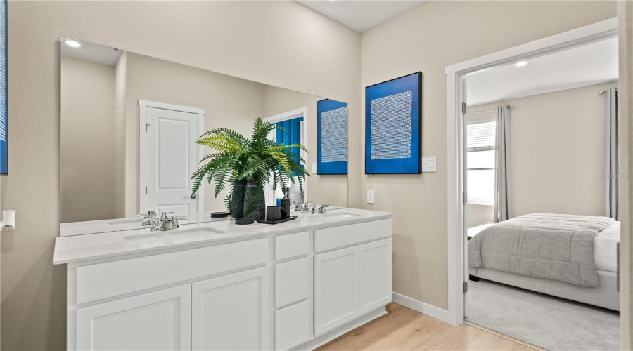 Eagle Lake, Florida 33839, 4 Bedroom Bedrooms, ,3 Bathroombathrooms,Residential,For Sale,Pioneer,0,Mfro6437009