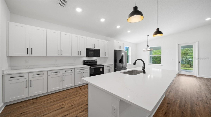 Weeki Wachee, Florida 34613, 4 Bedroom Bedrooms, ,3 Bathroombathrooms,Residential,For Sale,Dotted Wren,0,Mfro6416633