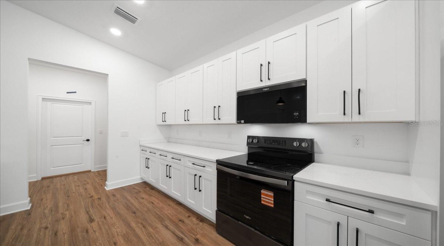 Weeki Wachee, Florida 34613, 4 Bedroom Bedrooms, ,3 Bathroombathrooms,Residential,For Sale,Dotted Wren,0,Mfro6416633