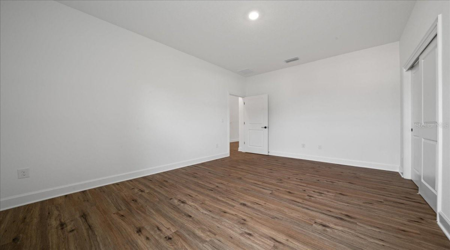 Weeki Wachee, Florida 34613, 4 Bedroom Bedrooms, ,3 Bathroombathrooms,Residential,For Sale,Dotted Wren,0,Mfro6416633