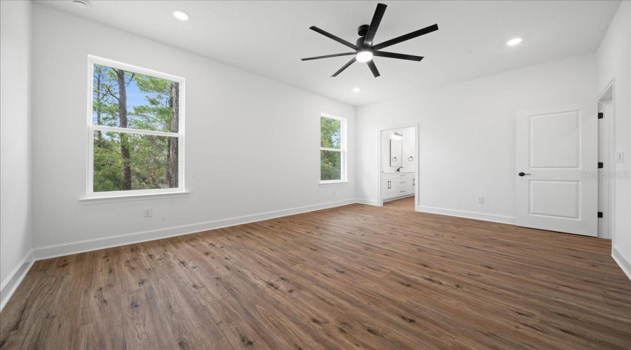 Weeki Wachee, Florida 34613, 4 Bedroom Bedrooms, ,3 Bathroombathrooms,Residential,For Sale,Dotted Wren,0,Mfro6416633
