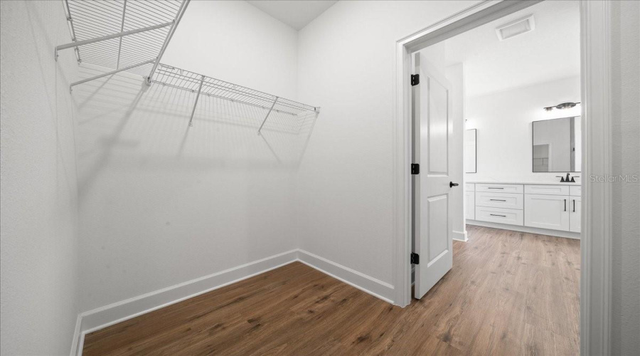 Weeki Wachee, Florida 34613, 4 Bedroom Bedrooms, ,3 Bathroombathrooms,Residential,For Sale,Dotted Wren,0,Mfro6416633