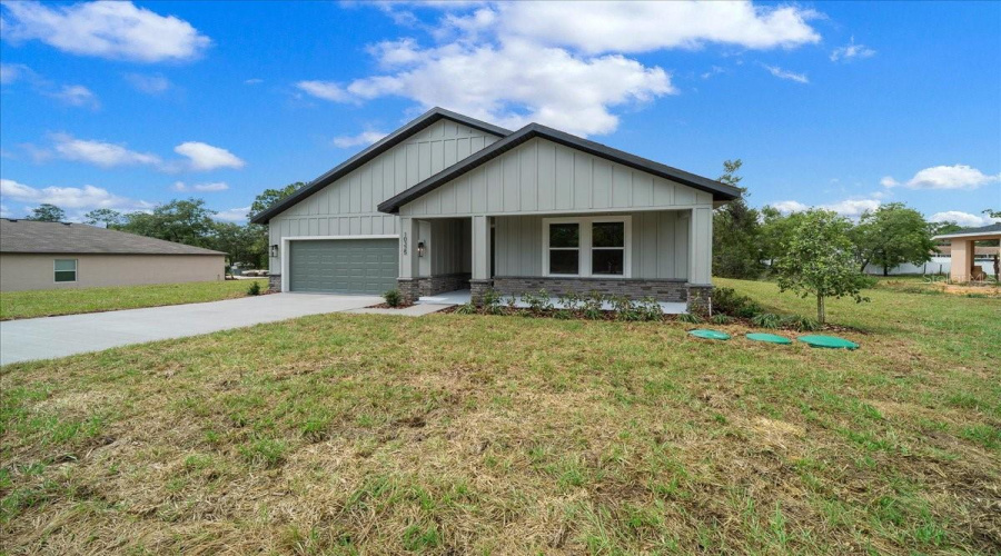 Weeki Wachee, Florida 34613, 4 Bedroom Bedrooms, ,3 Bathroombathrooms,Residential,For Sale,Dotted Wren,0,Mfro6416633
