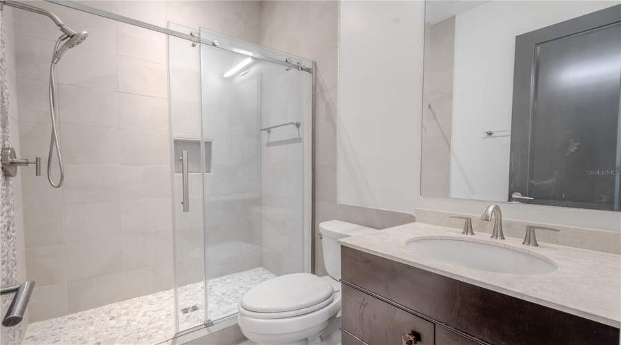 Tampa, Florida 33611, 6 Bedroom Bedrooms, ,4 Bathroombathrooms,Residential,For Sale,Trilby,0,Mfrtb8513157