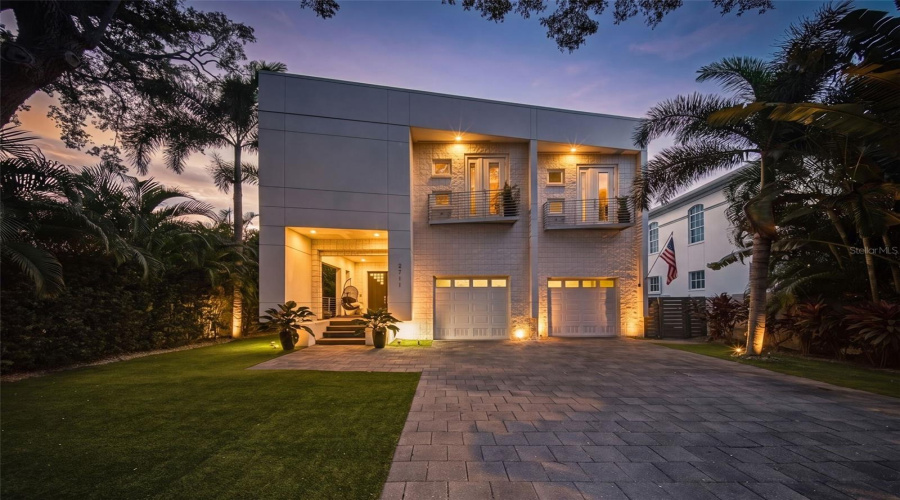 Tampa, Florida 33611, 6 Bedroom Bedrooms, ,4 Bathroombathrooms,Residential,For Sale,Trilby,0,Mfrtb8513157