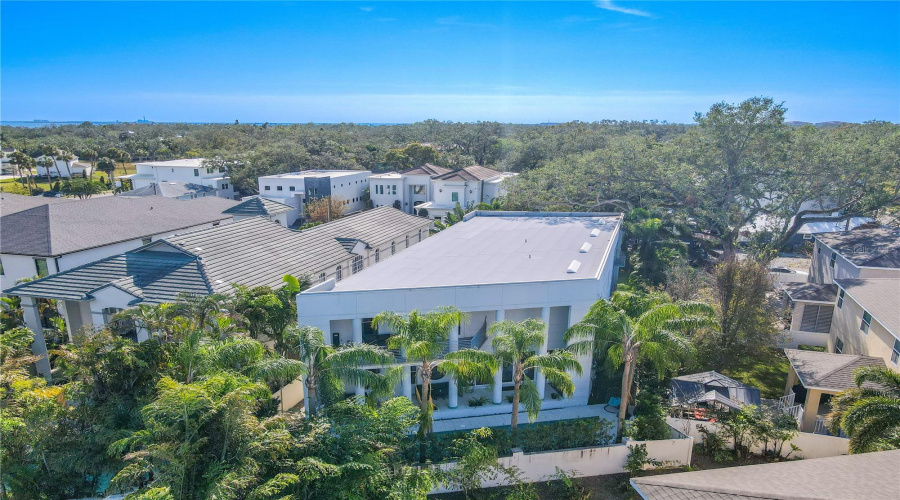 Tampa, Florida 33611, 6 Bedroom Bedrooms, ,4 Bathroombathrooms,Residential,For Sale,Trilby,0,Mfrtb8513157