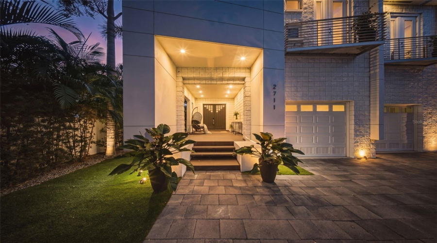 Tampa, Florida 33611, 6 Bedroom Bedrooms, ,4 Bathroombathrooms,Residential,For Sale,Trilby,0,Mfrtb8513157