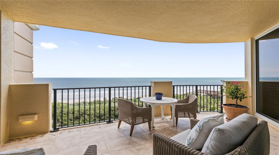Palm Coast, Florida 32137, 2 Bedroom Bedrooms, ,2 Bathroombathrooms,Residential,For Sale,Avenue De La Mer,0,Mfrfc320990