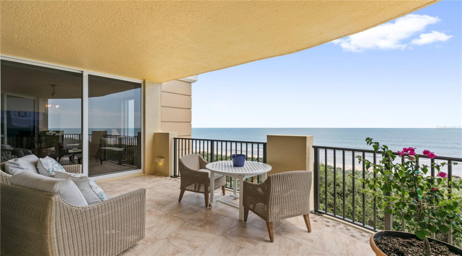 Palm Coast, Florida 32137, 2 Bedroom Bedrooms, ,2 Bathroombathrooms,Residential,For Sale,Avenue De La Mer,0,Mfrfc320990