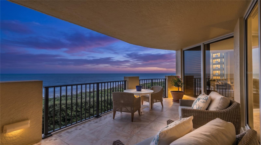 Palm Coast, Florida 32137, 2 Bedroom Bedrooms, ,2 Bathroombathrooms,Residential,For Sale,Avenue De La Mer,0,Mfrfc320990