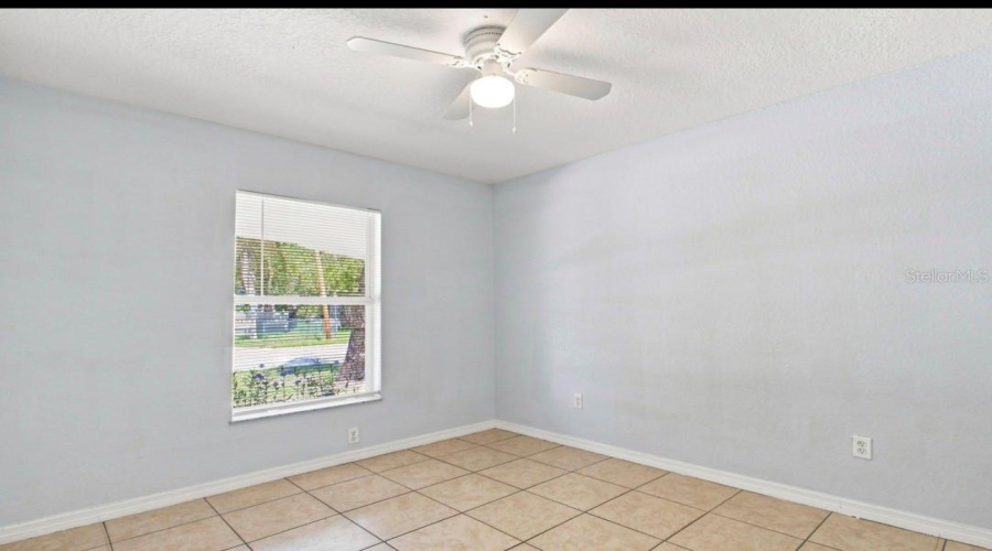 Bradenton, Florida 34203, 3 Bedroom Bedrooms, ,2 Bathroombathrooms,Residential,For Sale,11Th,0,Mfra4701835