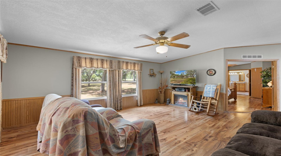 Trenton, Florida 32693, 3 Bedroom Bedrooms, ,2 Bathroombathrooms,Residential,For Sale,55Th,0,Mfrgc540023