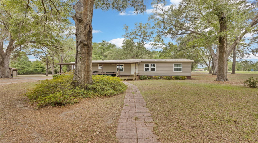 Trenton, Florida 32693, 3 Bedroom Bedrooms, ,2 Bathroombathrooms,Residential,For Sale,55Th,0,Mfrgc540023