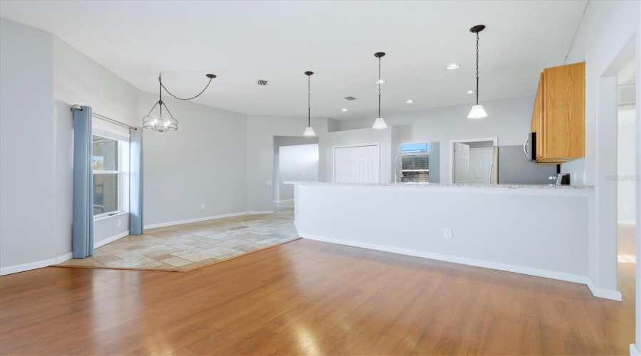 Plant City, Florida 33567, 4 Bedroom Bedrooms, ,3 Bathroombathrooms,Residential,For Sale,Windmill Pointe Dr,0,Mfra4685637