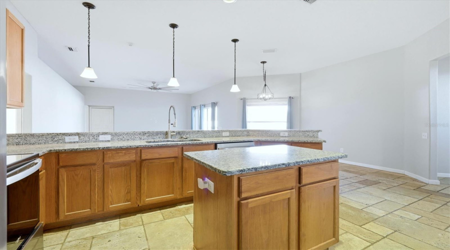 Plant City, Florida 33567, 4 Bedroom Bedrooms, ,3 Bathroombathrooms,Residential,For Sale,Windmill Pointe Dr,0,Mfra4685637