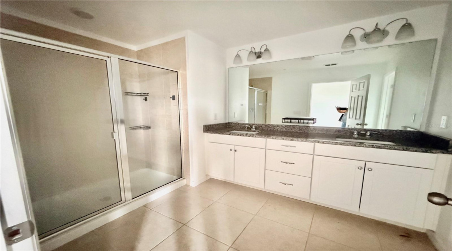 Orlando, Florida 32832, 3 Bedroom Bedrooms, ,2 Bathroombathrooms,Residential,For Sale,Randal Walk,0,Mfro6426551
