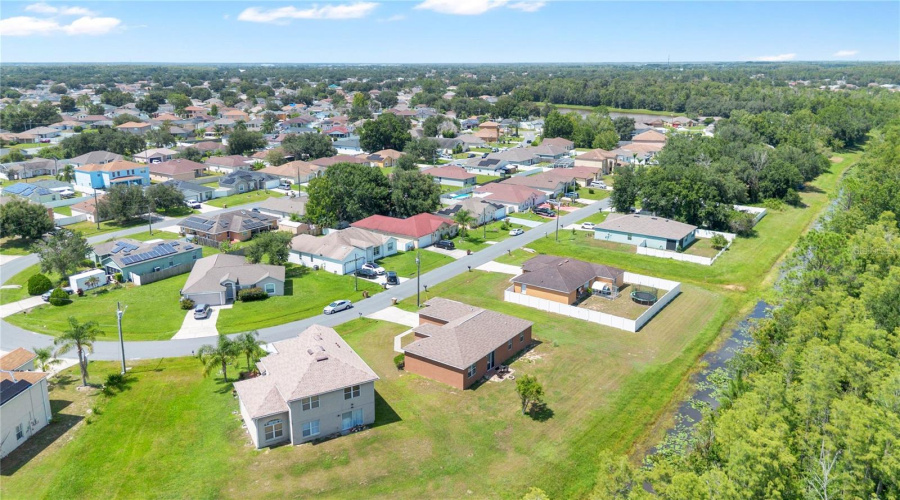 Kissimmee, Florida 34759, 4 Bedroom Bedrooms, ,2 Bathroombathrooms,Residential,For Sale,Palaiseau,0,Mfrs5156361