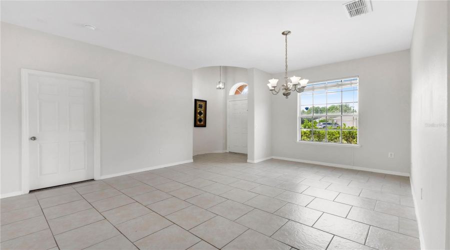 Kissimmee, Florida 34759, 4 Bedroom Bedrooms, ,2 Bathroombathrooms,Residential,For Sale,Palaiseau,0,Mfrs5156361