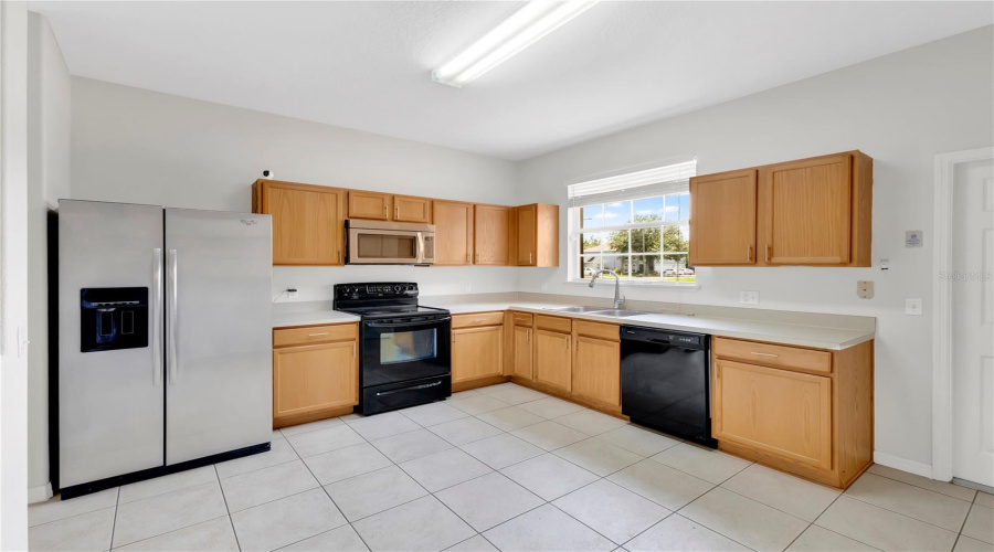 Kissimmee, Florida 34759, 4 Bedroom Bedrooms, ,2 Bathroombathrooms,Residential,For Sale,Palaiseau,0,Mfrs5156361