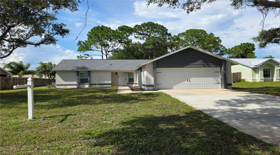Cocoa, Florida 32927, 3 Bedroom Bedrooms, ,2 Bathroombathrooms,Residential,For Sale,Brandon,0,Mfro6411851