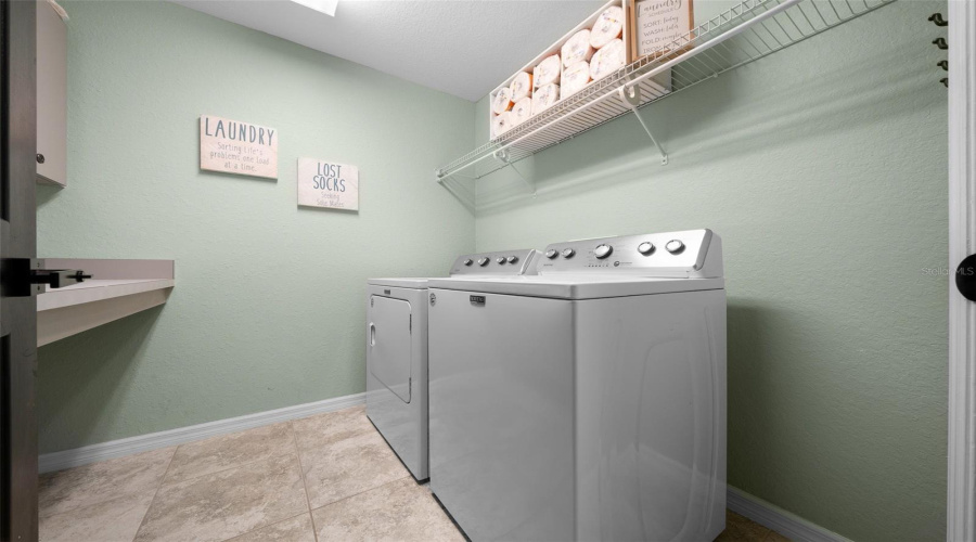 Belleview, Florida 34420, 4 Bedroom Bedrooms, ,3 Bathroombathrooms,Residential,For Sale,96Th,0,Mfrom725985