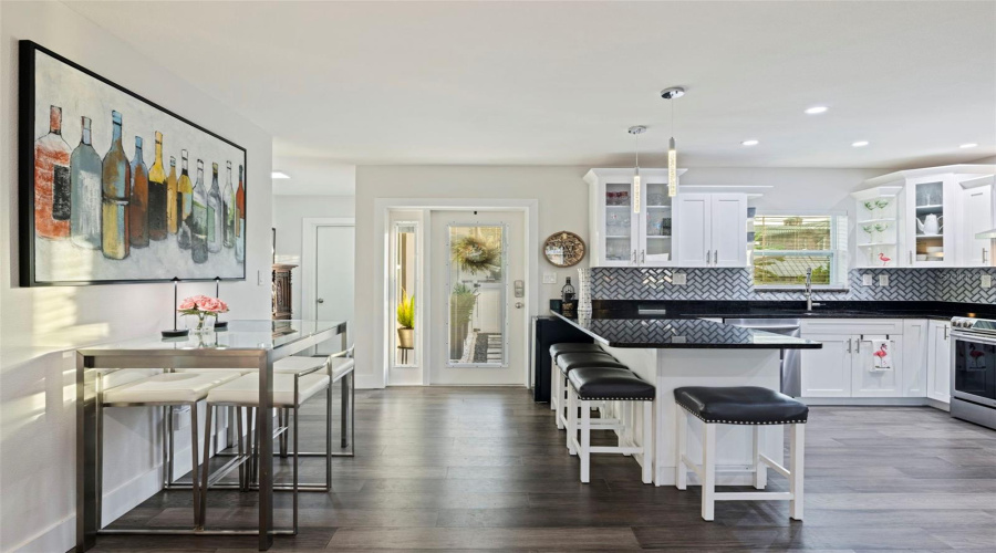 St Petersburg, Florida 33710, 3 Bedroom Bedrooms, ,2 Bathroombathrooms,Residential,For Sale,Park,0,Mfrtb8528599