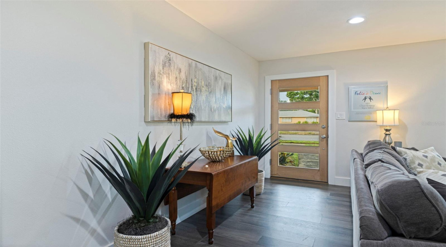 St Petersburg, Florida 33710, 3 Bedroom Bedrooms, ,2 Bathroombathrooms,Residential,For Sale,Park,0,Mfrtb8528599