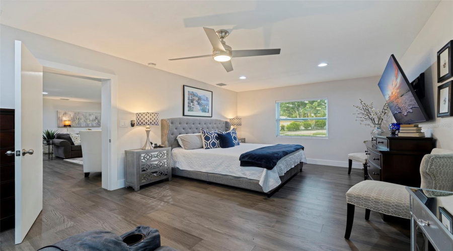 St Petersburg, Florida 33710, 3 Bedroom Bedrooms, ,2 Bathroombathrooms,Residential,For Sale,Park,0,Mfrtb8528599
