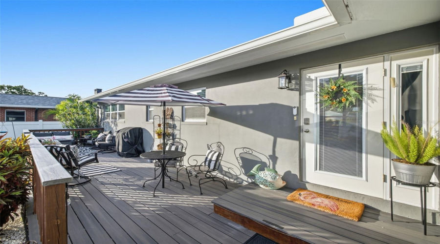 Large Patio Dining Area