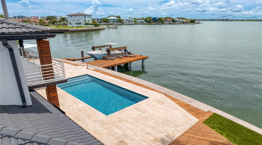 Belleair Beach, Florida 33786, 3 Bedroom Bedrooms, ,3 Bathroombathrooms,Residential,For Sale,Donato,0,Mfrtb8379196