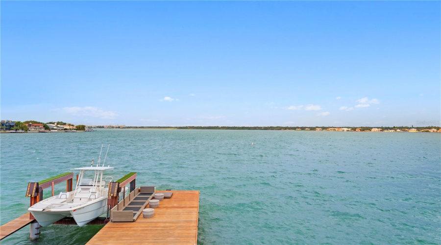 Belleair Beach, Florida 33786, 3 Bedroom Bedrooms, ,3 Bathroombathrooms,Residential,For Sale,Donato,0,Mfrtb8379196