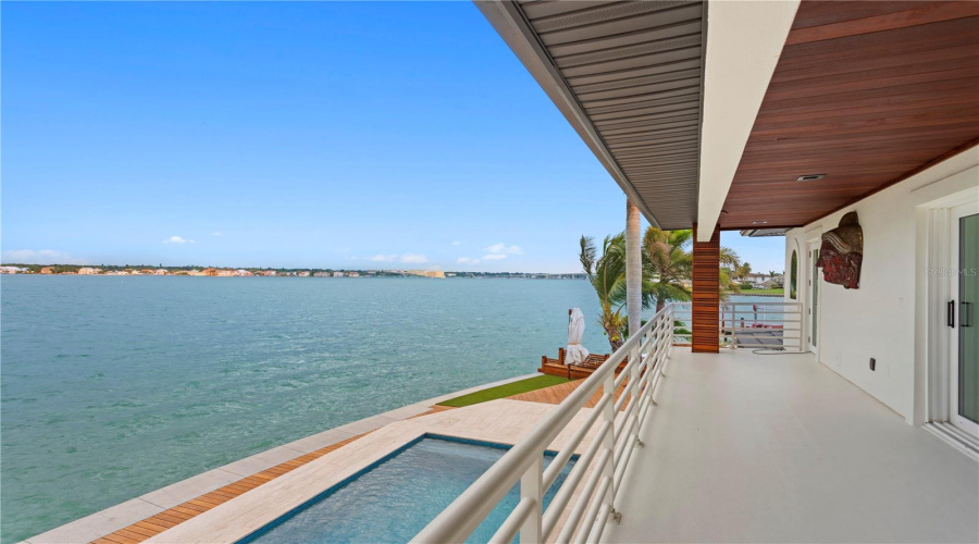Belleair Beach, Florida 33786, 3 Bedroom Bedrooms, ,3 Bathroombathrooms,Residential,For Sale,Donato,0,Mfrtb8379196