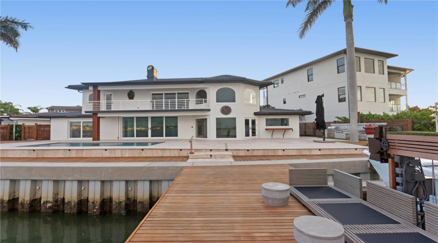 Belleair Beach, Florida 33786, 3 Bedroom Bedrooms, ,3 Bathroombathrooms,Residential,For Sale,Donato,0,Mfrtb8379196