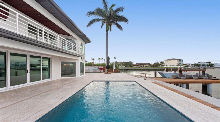 Belleair Beach, Florida 33786, 3 Bedroom Bedrooms, ,3 Bathroombathrooms,Residential,For Sale,Donato,0,Mfrtb8379196
