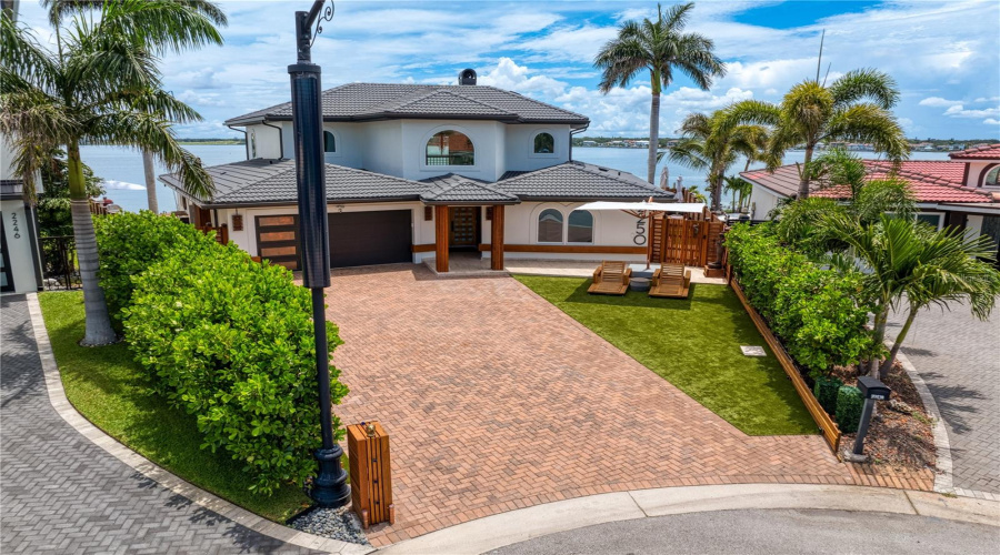 Belleair Beach, Florida 33786, 3 Bedroom Bedrooms, ,3 Bathroombathrooms,Residential,For Sale,Donato,0,Mfrtb8379196