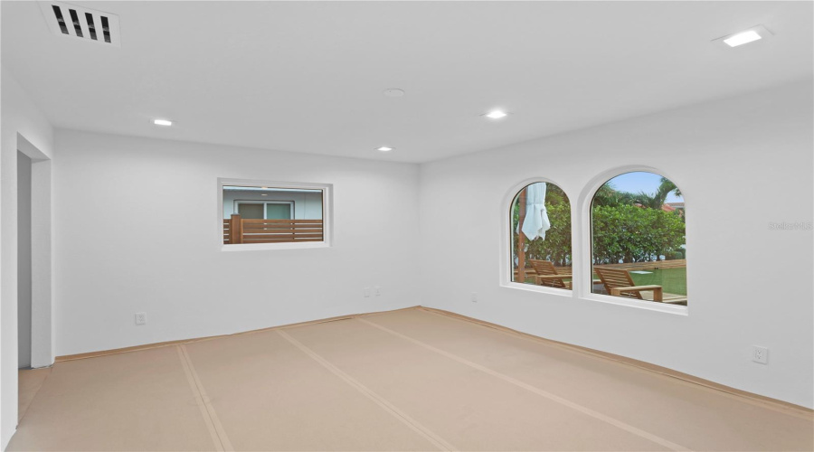 Belleair Beach, Florida 33786, 3 Bedroom Bedrooms, ,3 Bathroombathrooms,Residential,For Sale,Donato,0,Mfrtb8379196