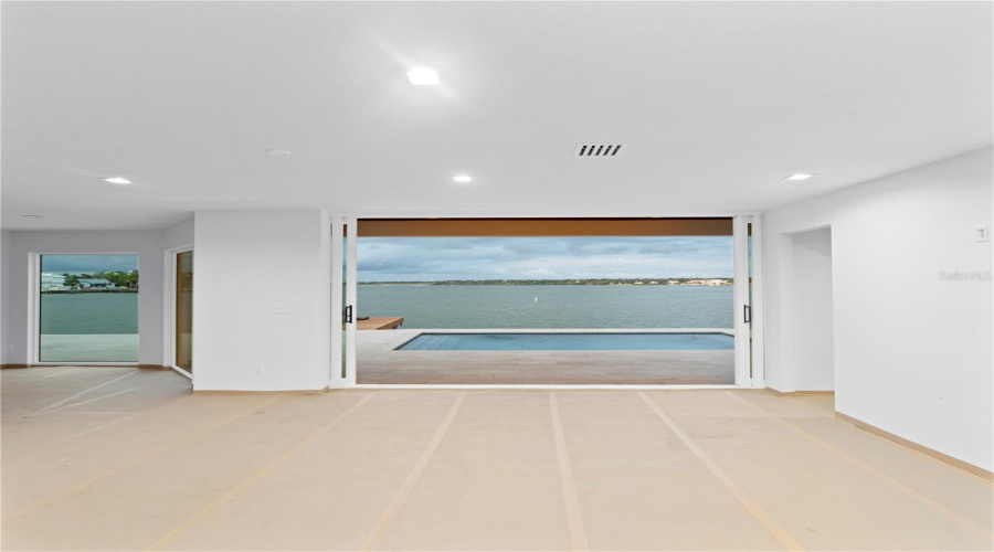 Belleair Beach, Florida 33786, 3 Bedroom Bedrooms, ,3 Bathroombathrooms,Residential,For Sale,Donato,0,Mfrtb8379196