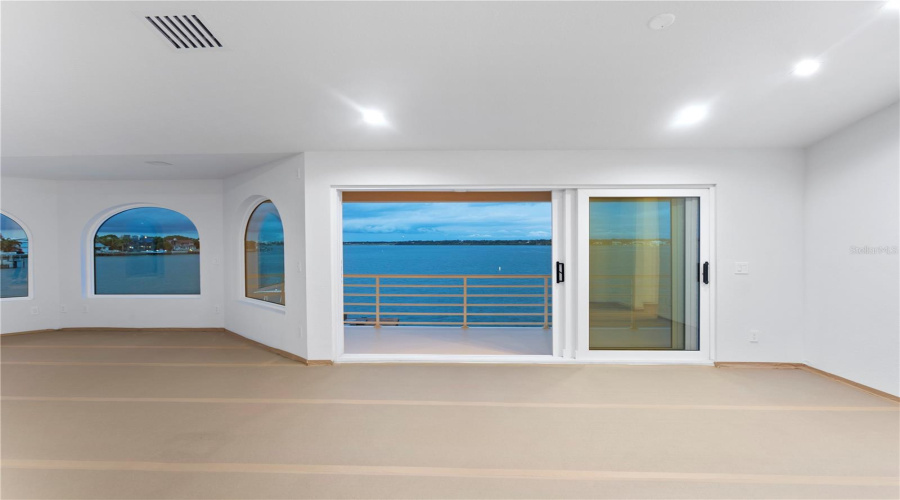 Belleair Beach, Florida 33786, 3 Bedroom Bedrooms, ,3 Bathroombathrooms,Residential,For Sale,Donato,0,Mfrtb8379196