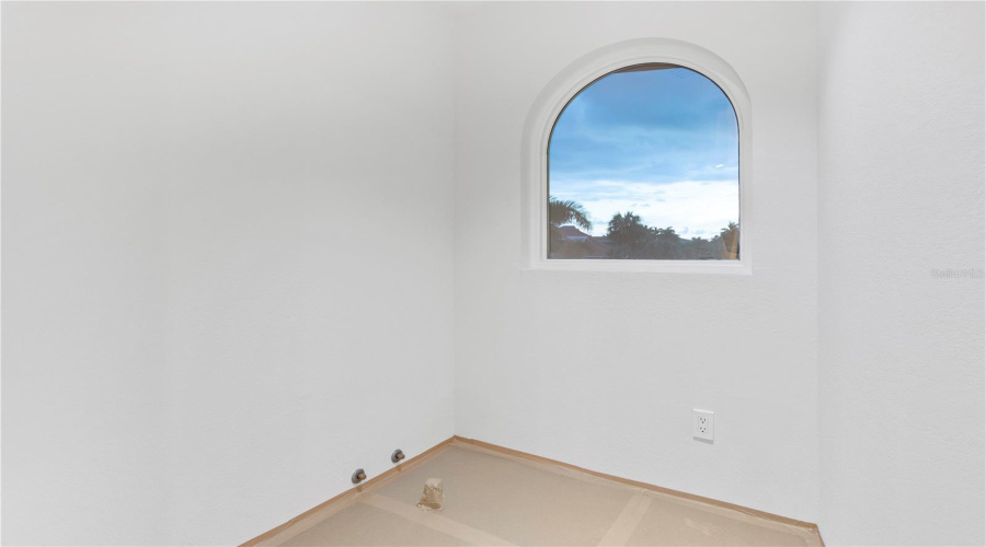 Belleair Beach, Florida 33786, 3 Bedroom Bedrooms, ,3 Bathroombathrooms,Residential,For Sale,Donato,0,Mfrtb8379196