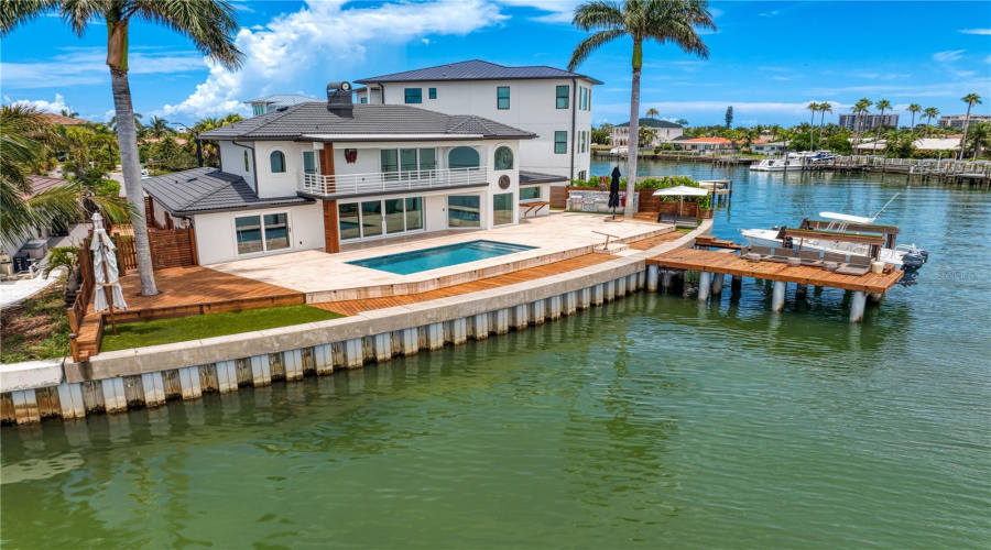 Belleair Beach, Florida 33786, 3 Bedroom Bedrooms, ,3 Bathroombathrooms,Residential,For Sale,Donato,0,Mfrtb8379196