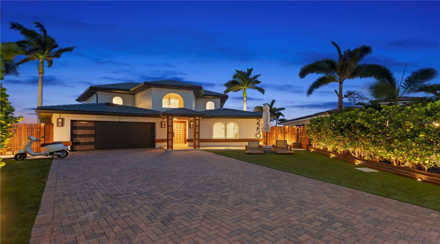 Belleair Beach, Florida 33786, 3 Bedroom Bedrooms, ,3 Bathroombathrooms,Residential,For Sale,Donato,0,Mfrtb8379196