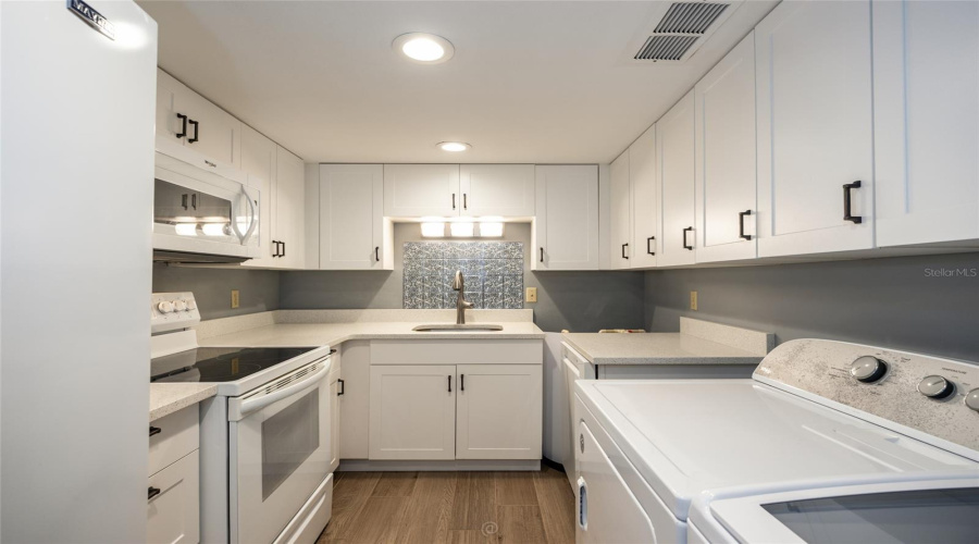 Palm Coast, Florida 32137, 2 Bedroom Bedrooms, ,2 Bathroombathrooms,Residential,For Sale,Club House,0,Mfrfc320678