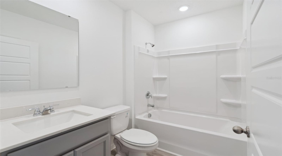 Lakeland, Florida 33810, 3 Bedroom Bedrooms, ,2 Bathroombathrooms,Residential,For Sale,Forrest Fox,0,Mfro6401699