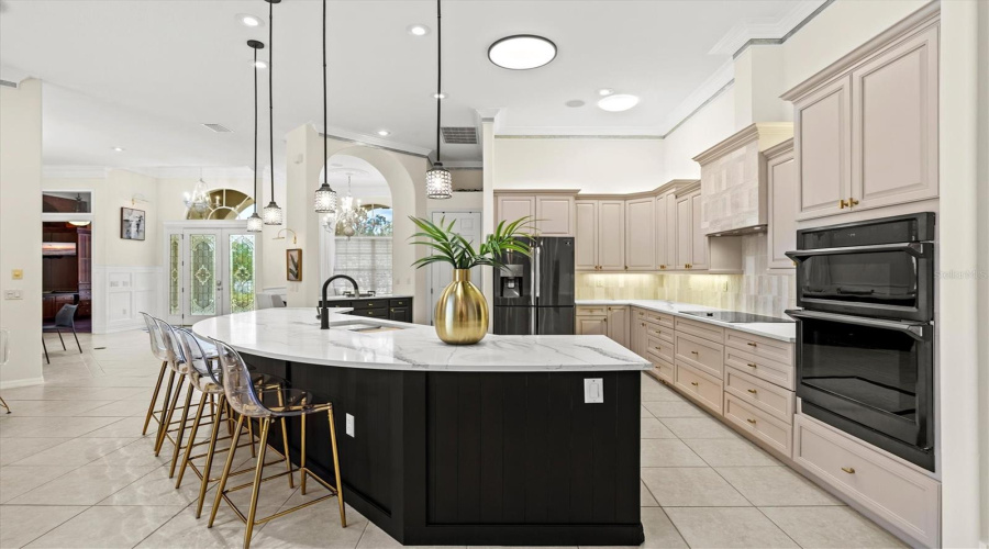 Bradenton, Florida 34212, 5 Bedroom Bedrooms, ,4 Bathroombathrooms,Residential,For Sale,18Th,0,Mfra4673572