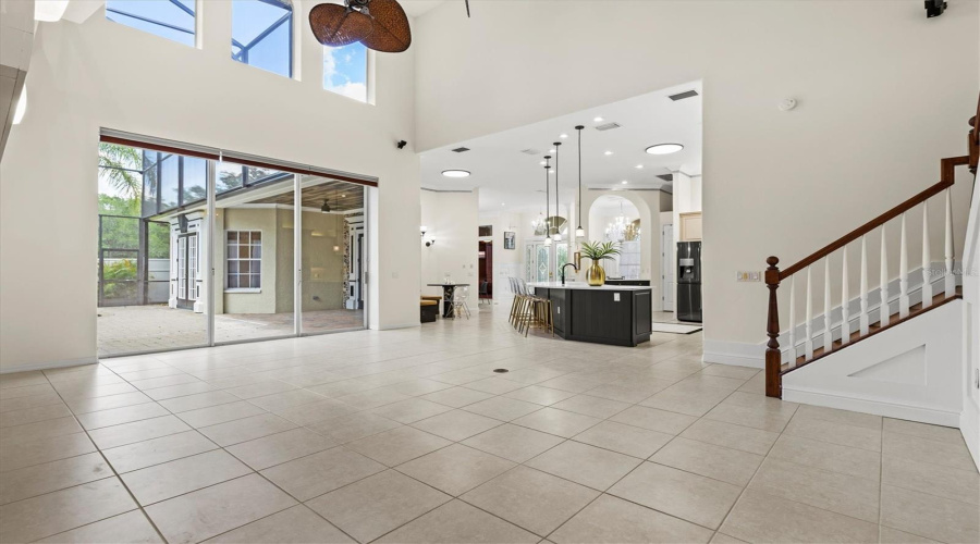 Bradenton, Florida 34212, 5 Bedroom Bedrooms, ,4 Bathroombathrooms,Residential,For Sale,18Th,0,Mfra4673572
